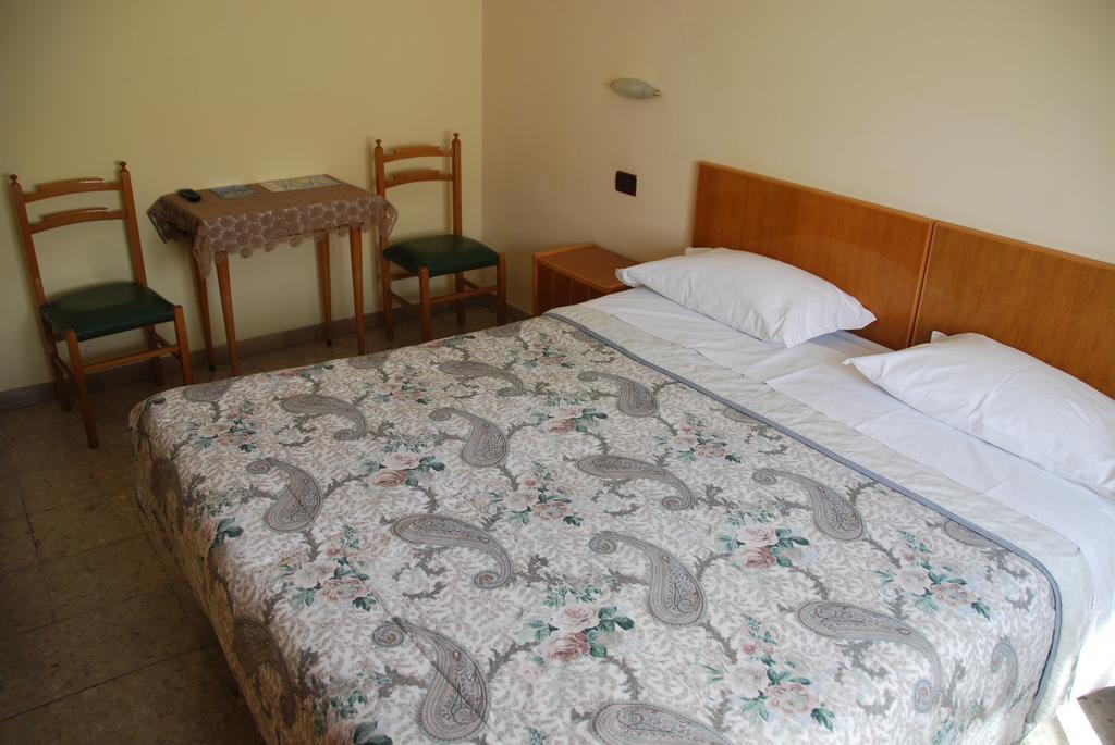 Hotel Conchiglia Montecatini Terme Bagian luar foto